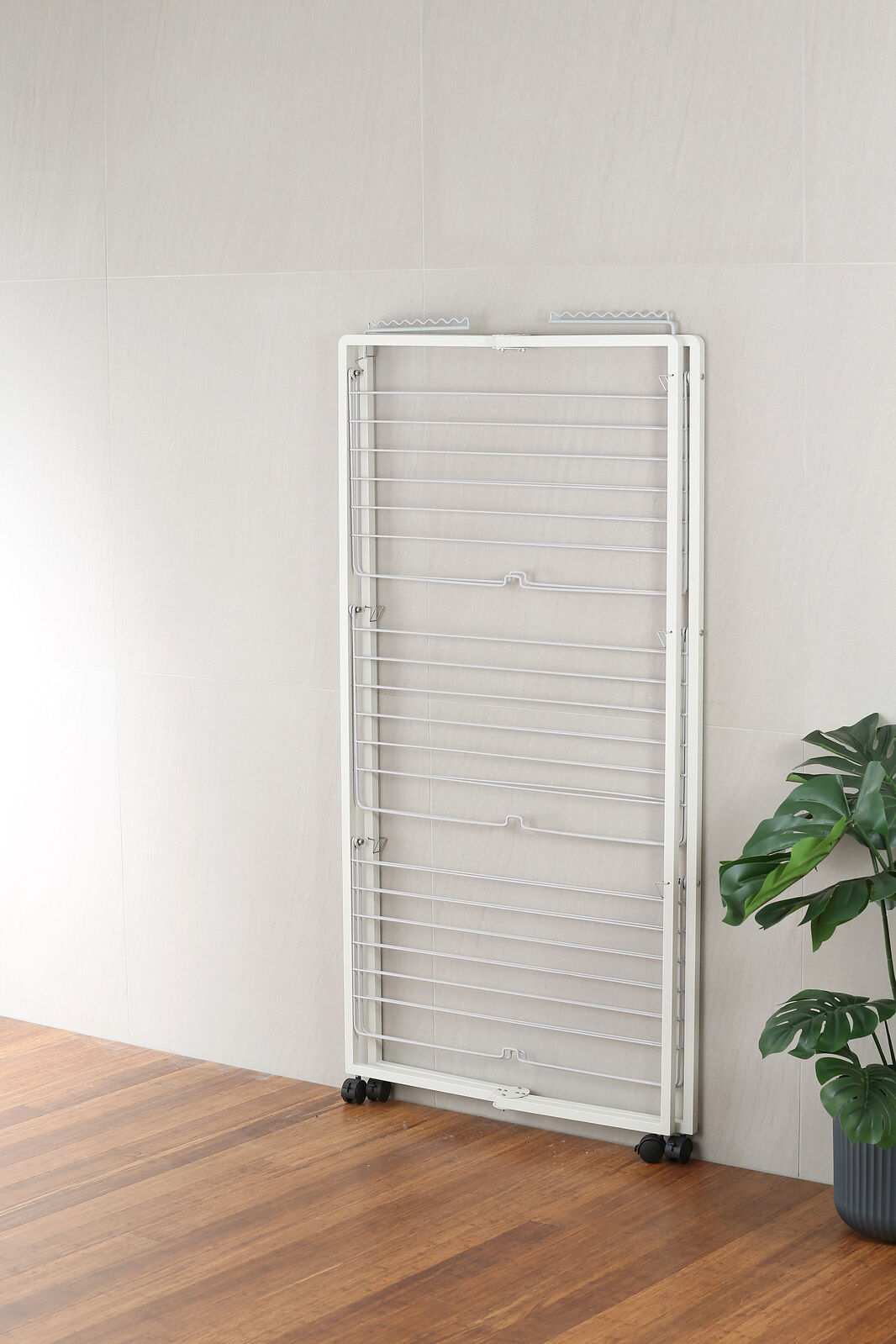 Clothes Airer Aluminum Extra Large High Tower on Wheels